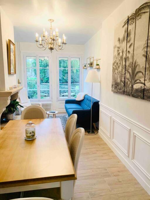 Maison De Charme Avec Vue Sur Chateau ปิแอร์ฟงด์ ภายนอก รูปภาพ